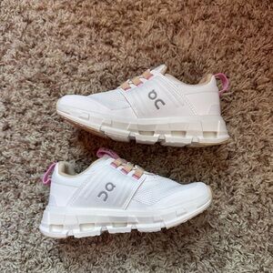 On Running Kids Sneakers in White and Pink